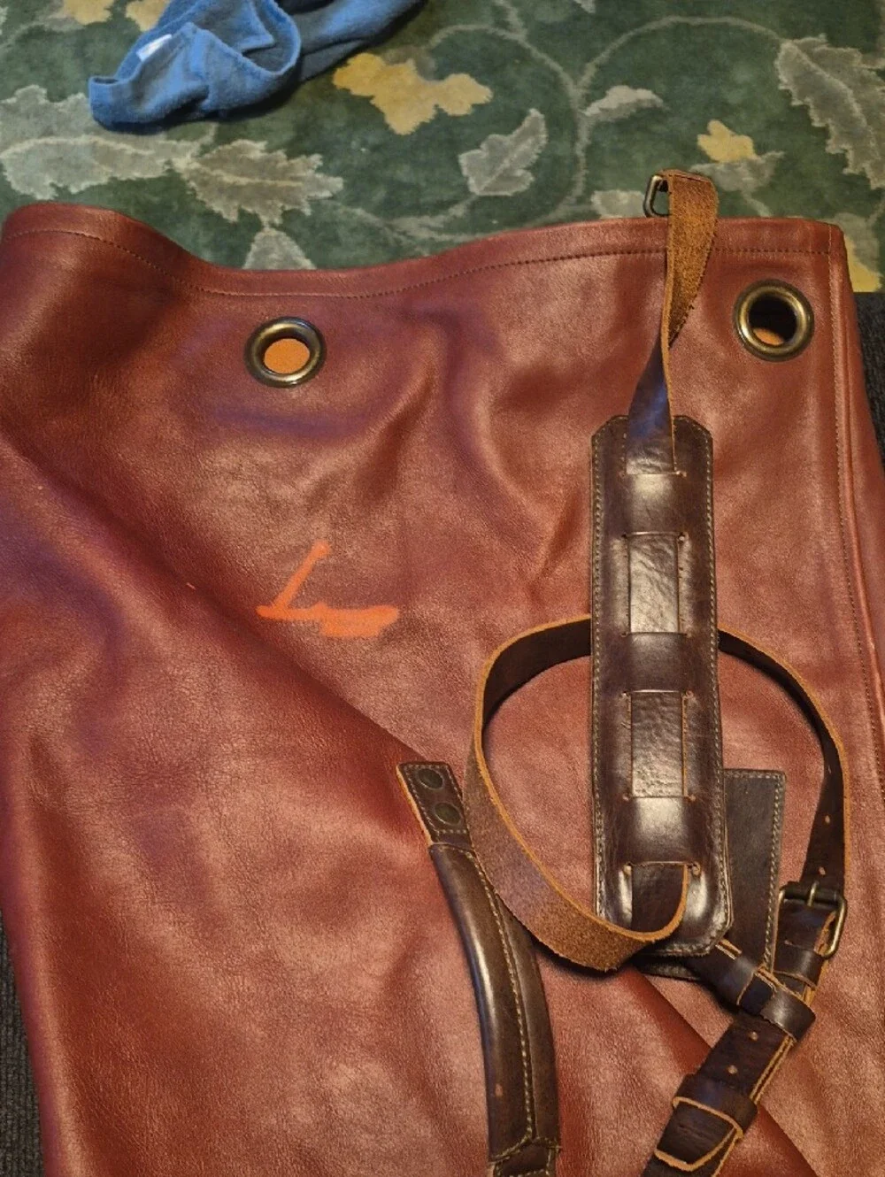 Men's Leather Duffel Bag - Brown